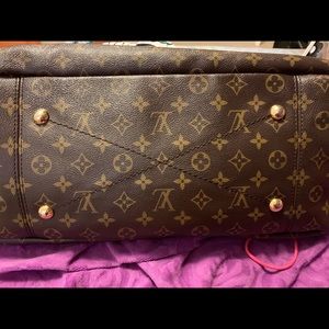 Authentic lv artsy mono
